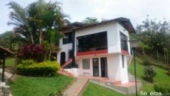 Finca muy familiar - Finca en Pereira, Risaralda